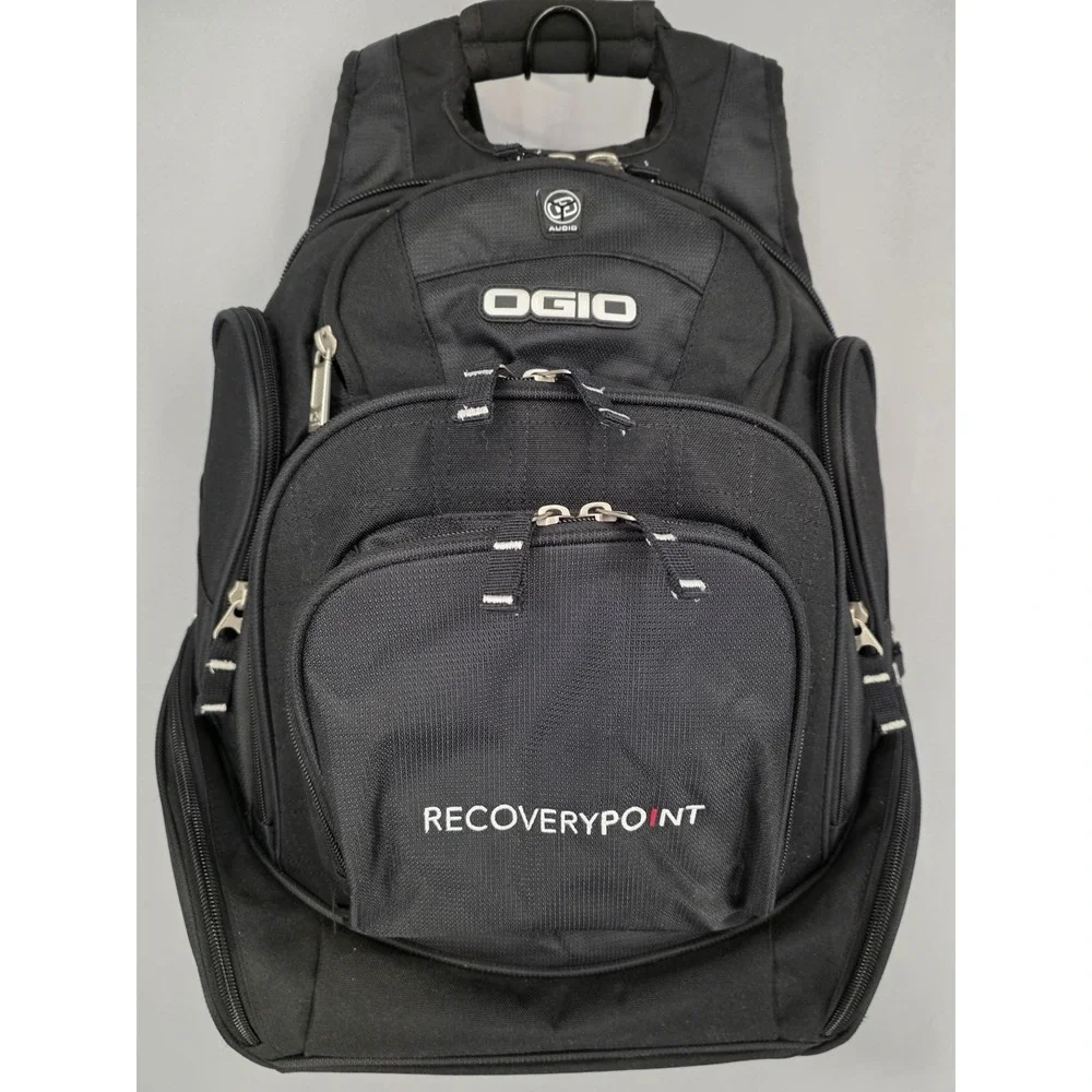 New OGIO Mastermind Black Backpack, 18x13x8, Zippered-17